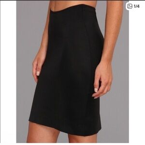 SPANX Half-Slip size Small like new